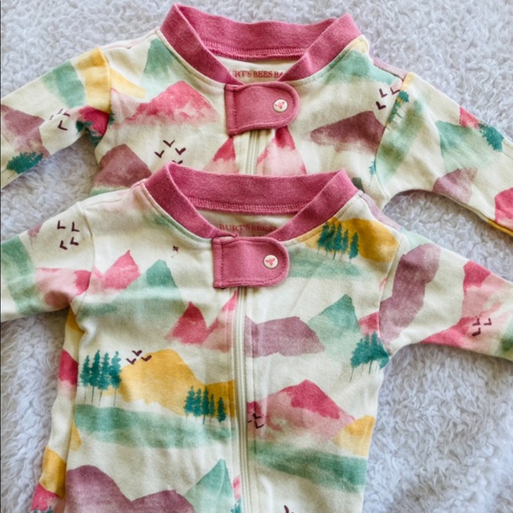 Burts Bees Baby Mountains Snug Fit Footed Pajama - Picture 3 of 3